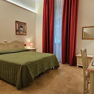 Del Roster Guest house Florence